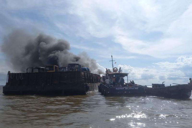 Nakhoda Kapal Tunda yang Terbakar di Tanjung Jabung Timur Jambi Ditetapkan Jadi Tersangka