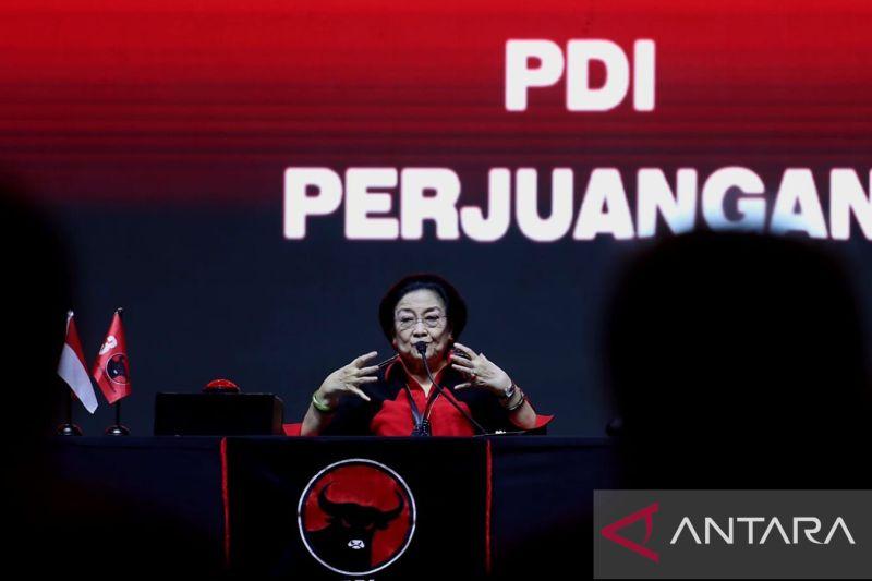 Megawati Ajak Ridwan Kamil Perjuangkan Inggit Garnasih Jadi Pahlawan Nasional