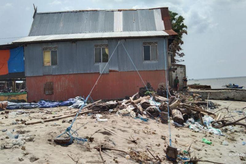Ratusan Rumah di Pesisir Pantai di Jeneponto Terancam Abrasi