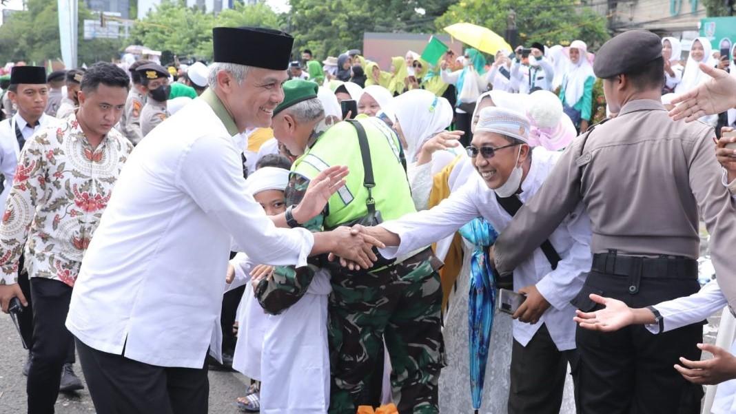 Tak Hanya Prabowo, Ganjar juga Diteriaki 'Presiden' saat Hadiri Harlah 1 Abad NU