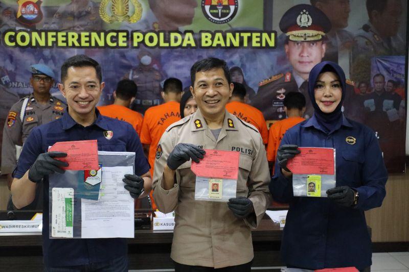 4 Orang Diduga Pelaku Penyalur TKI Ilegal di Banten Ditangkap Polisi