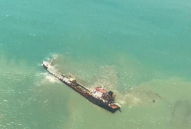 KKP Tindaklanjuti Kasus Aspal Mentah yang Cemari Perairan Nias
