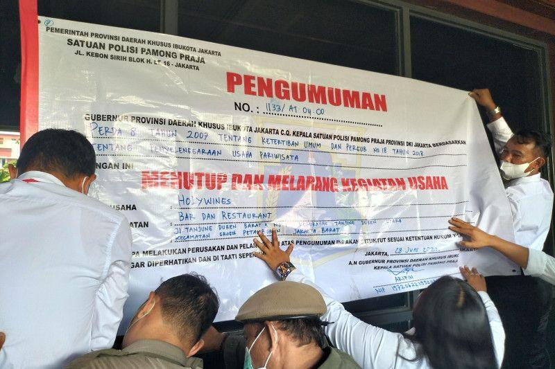 Holywings Gunawarman Sudah Disegel, Begini Tulisannya