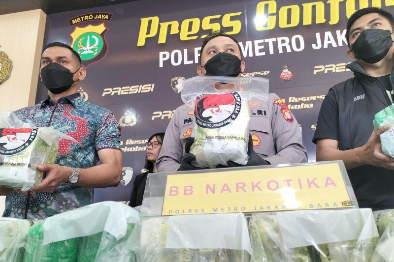 Edan! Polres Jakbar Sita 44 Kg Sabu yang Diselundupkan dari Myanmar