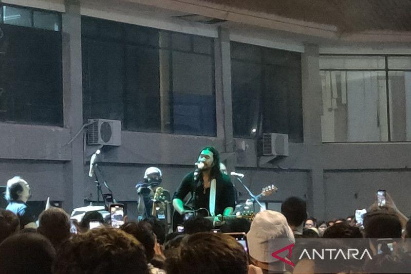 Usai Hengkang dari Naif, David Bayu Ngaku Panik Tampil Sendirian di Panggung