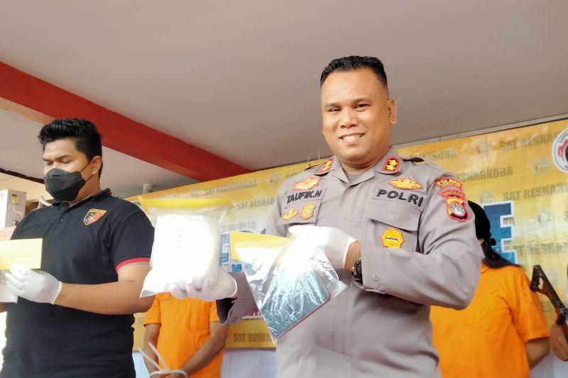 Polres Tarakan Ungkap Tiga Tersangka Edarkan 981,43 Gram Sabu yang Dibungkus Kemasan Teh China