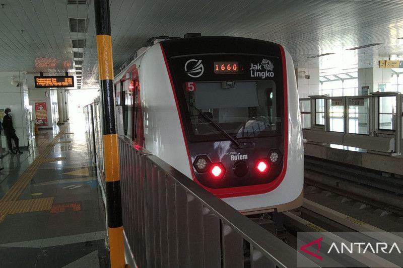 Urai Kepadatatan di Stasiun Manggarai, Dishub DKI Proyeksikan LRT Rute Velodrome-Manggarai