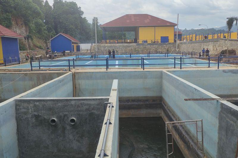 Jorok! Truk Sedot Tinja Kepergok Buang Kotoran Manusia Sembarangan