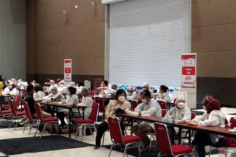 Pemprov DKI Akselerasikan Vaksinasi Dosis Empat untuk Lansia dan Nakes