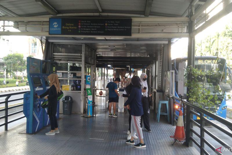 Pria Mesum Berkostum Aneh di KRL akhirnya Ditangkap Tim TransJakarta!