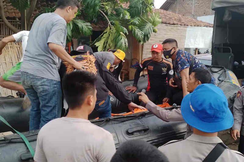 Dua Bocah yang Tenggelam di Sungai Cimanis Ditemukan Meninggal Dunia