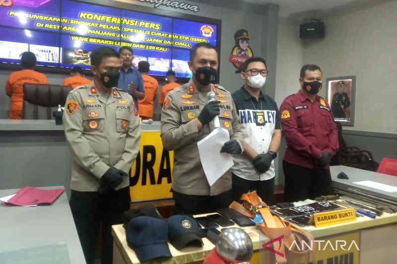 Polisi Ringkus 5 Pencuri Ban Serep Truk yang Sudah Beraksi 150 Kali di Tol Jakarta hingga Cirebon