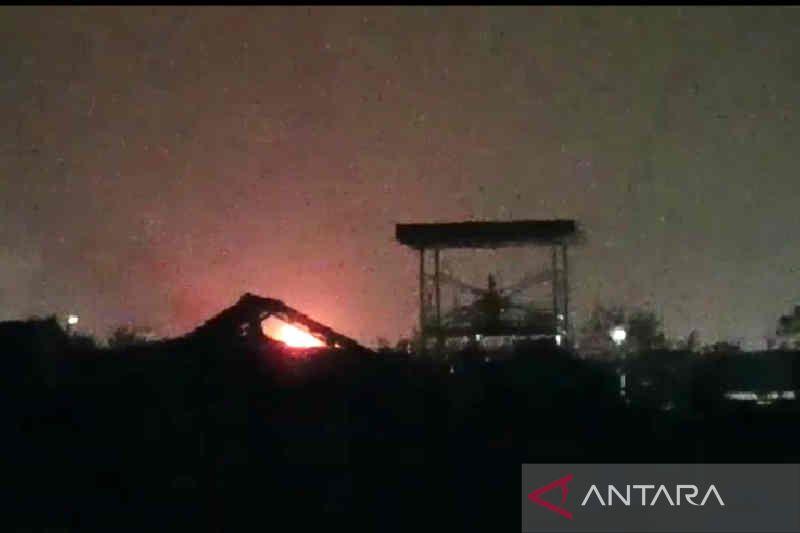 Pertamina Investigasi Penyebab Kebakaran Tangki di Terminal Balongan