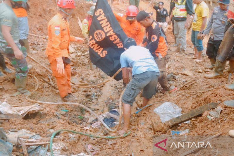 Masuk Hari ke-3, Basarnas Terus Cari Korban Longsor Tambang Emas di Kotabaru