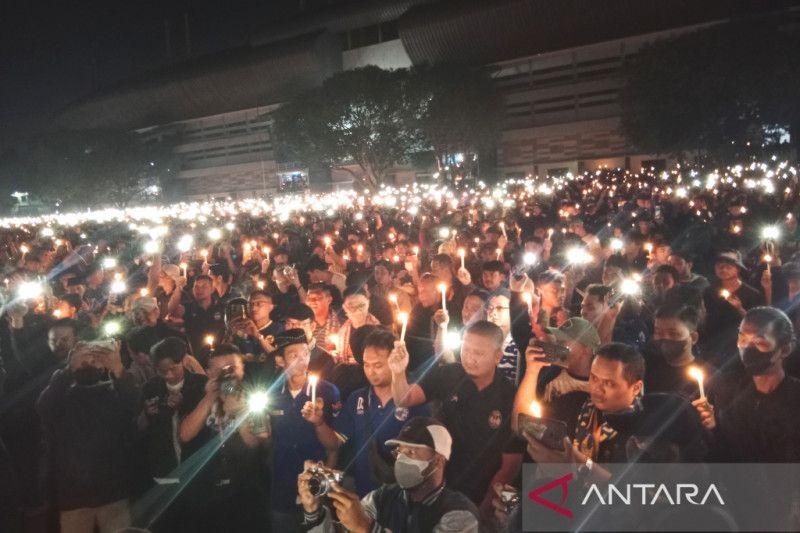 Doakan Korban Tragedi Kanjuruhan, Ratusan Suporter Sepak Bola Indonesia di Yogyakarta Sepakat Damai