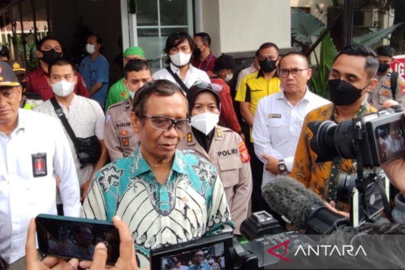 Ini Permintaan Mahfud Md ke Polri-BNPT usai Bom Bunuh Diri di Polsek Astanaanyar Bandung
