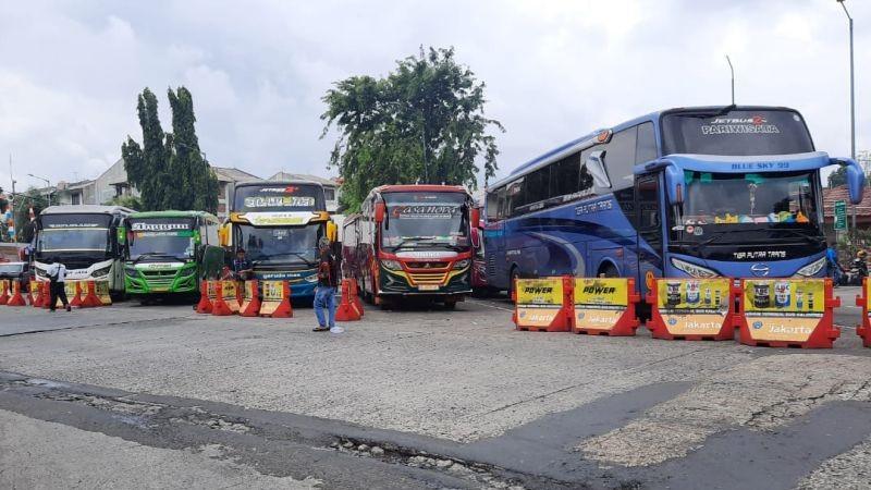 Jumlah Penumpang di Terminal Kalideres Menurun di Hari Natal 2022
