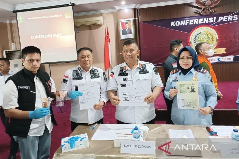 WNA Malaysia Ditangkap Imigrasi Cirebon dalam Kasus Penyalahgunaan Narkoba, Kini di Tangan Polisi