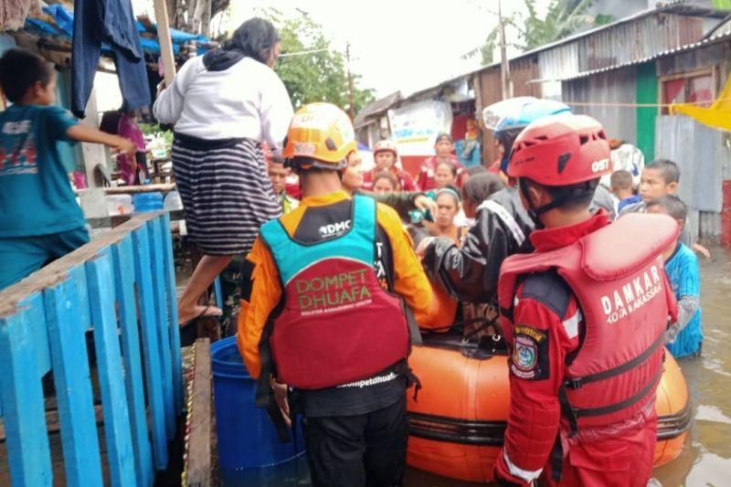 Diduga Panik gegara Banjir, Ibu di Makassar Meninggal usai Terpeleset-Jatuh dari Tangga Rumahnya