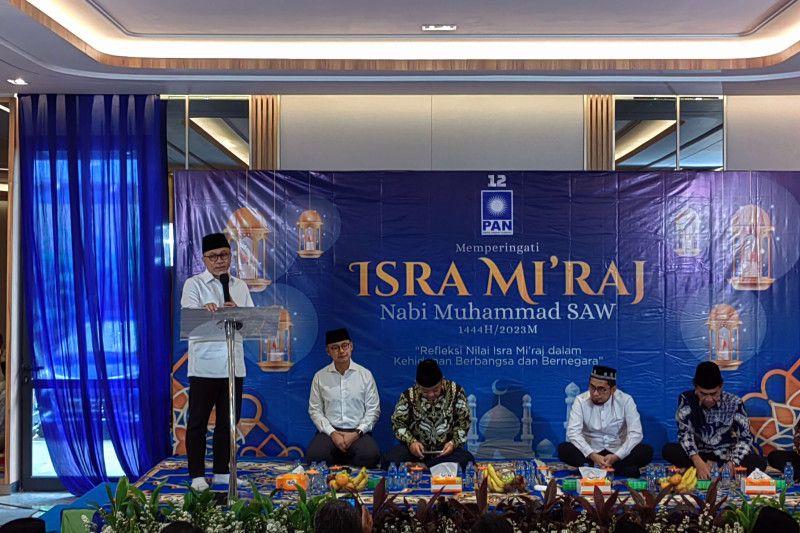 Zulhas Sebut Isra Mikraj Jadi Momentum Politisi Istikamah Perjuangkan Persatuan