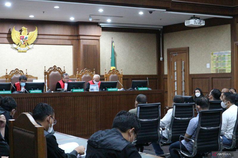 Bupati Langkat Nonaktif Terbit Perangin Angin Dituntut 9 Tahun Penjara