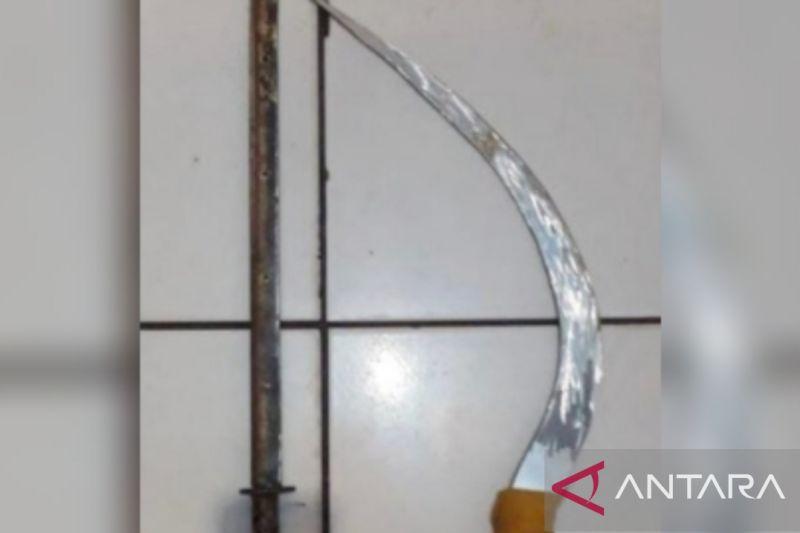 Biar Kapok! Tiga Pemuda Bercelurit Serang dan Ancam Warga di Bogor Ditangkap Polisi