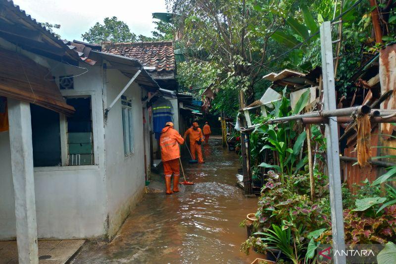 PSI ke Pemprov DKI: Triliunan Anggaran Digelontorkan, Mana Janji Tangani Banjir dalam Waktu Cepat?