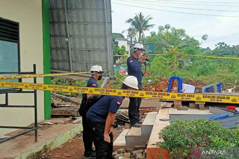 Polisi masih Siaga Menjaga Aset di MTsN 19 Pondok Labu