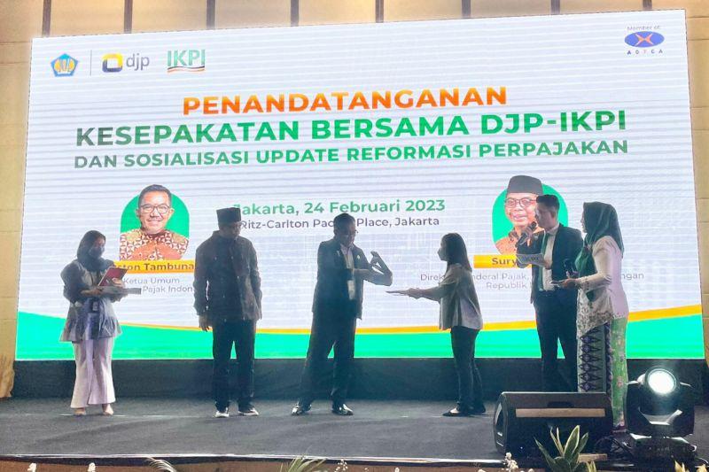 Hai Warga Negara! Laporkan Pegawai Pajak bila Mencurigakan