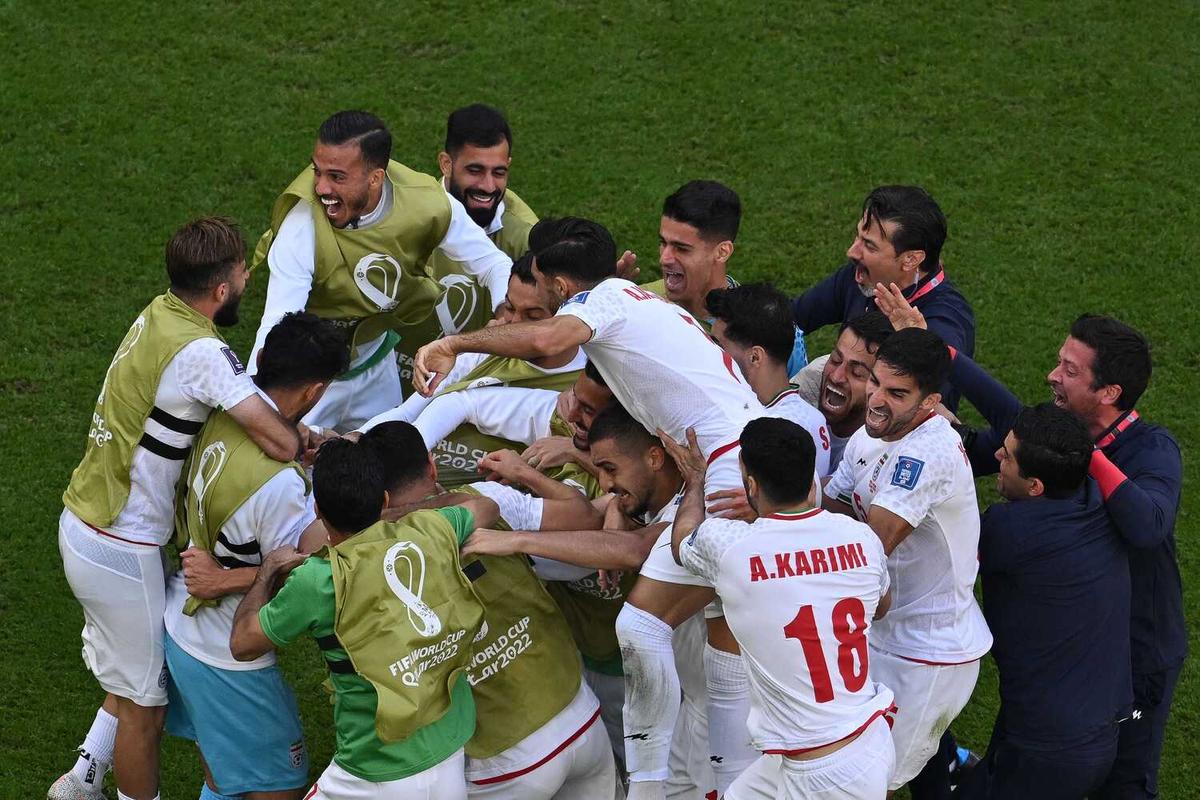 Kiper Wales Kartu Merah, Iran Raup Tiga Poin
