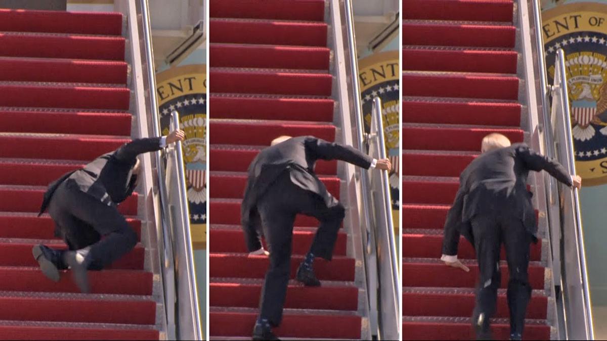 Biden Terjatuh Lagi di Tangga Pesawat Air Force One