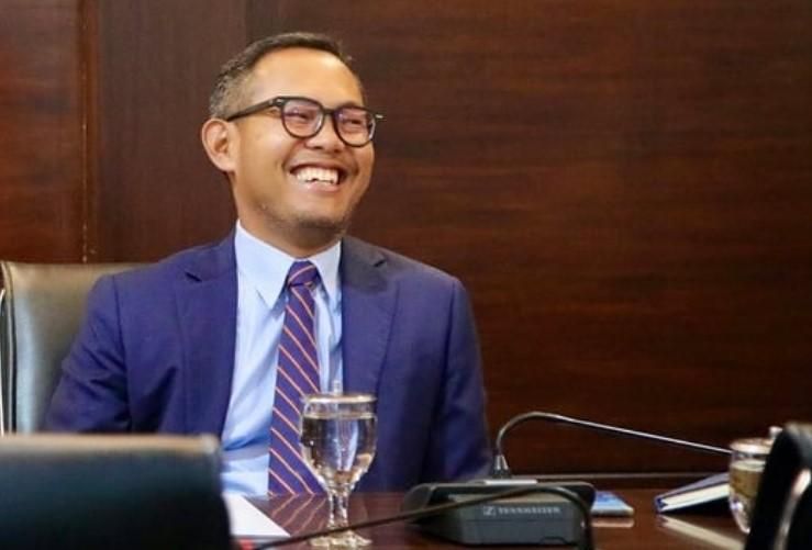 Opung Garap Judi Ala Genting Malaysia di Danau Toba, Jubir Luhut: Gosip Murahan Itu, Udah Kenyang