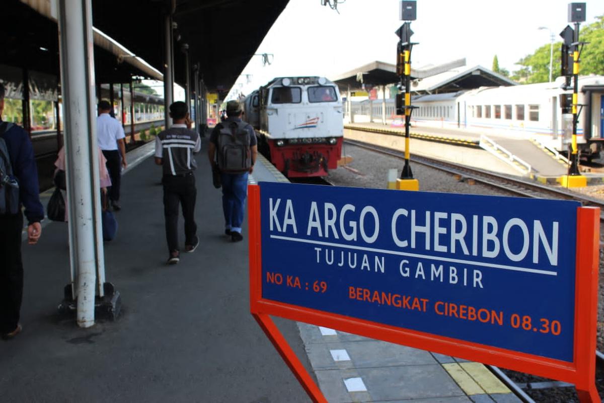 Ratusan Ribu Tiket Kereta Api Terjual Jelang Libur Long Weekend Idul Adha