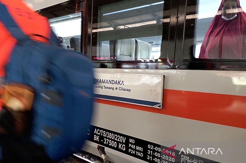 Imbas Banjir di Semarang, Perjalanan Sejumlah KA Lintas Utara Jawa Dialihkan Lewat Purwokerto