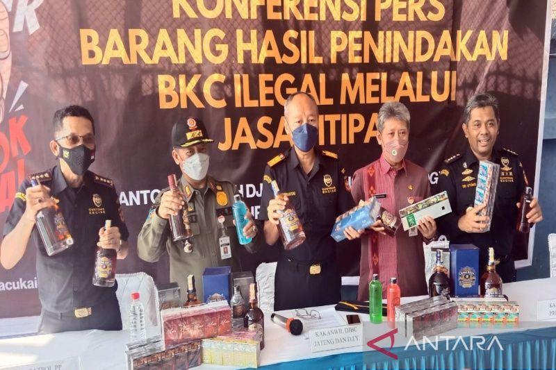 Modus Pengiriman dari Jastip, Bea Cukai DIY dan Jateng Amankan Rokok Ilegal dan Minuman Beralkohol