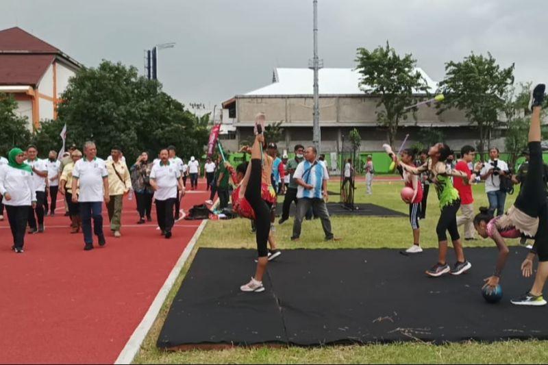 Khofifah Indar Parawansa Resmikan Lapangan Jatim Seger