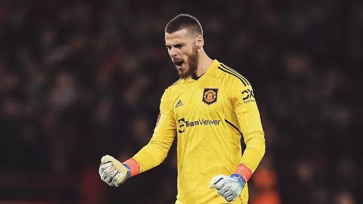 Ketimbang Liga Arab, De Gea Disarankan Reuni Bersama Mourinho di AS Roma