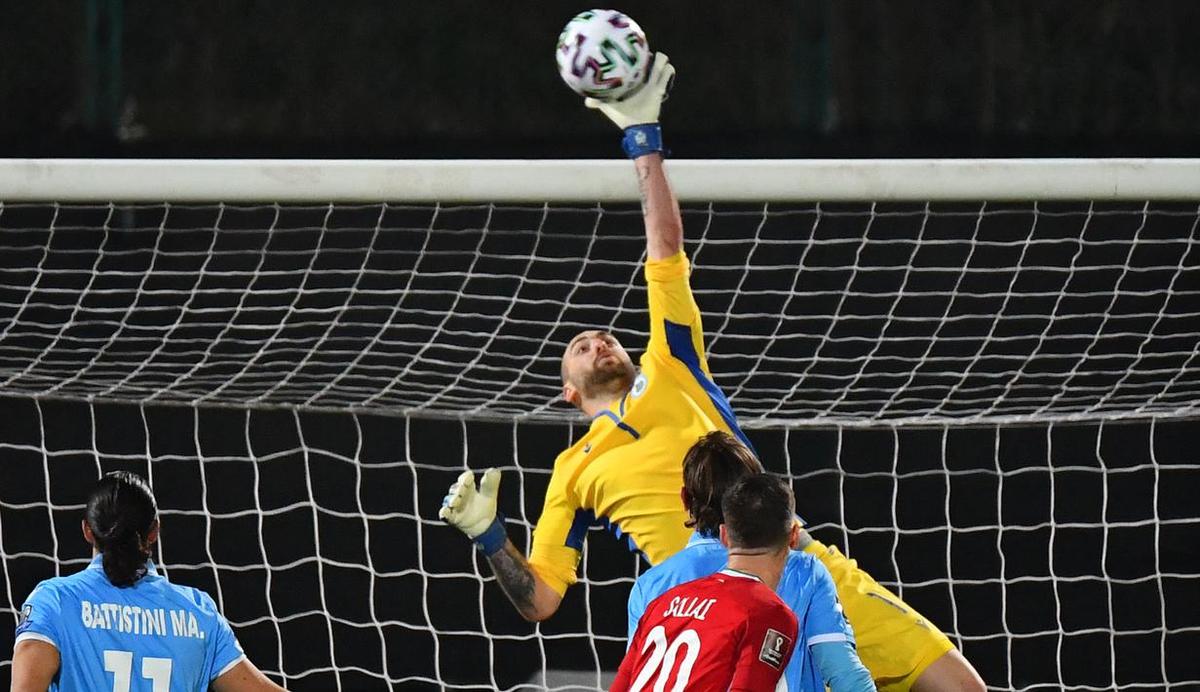 Seberapa Penting Peran Kiper Ketiga di Tim Sepakbola?