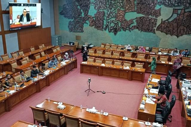 Korban Kanjuruhan Lapor ke DPR Terkait Bantuan Pengobatan yang Dihentikan