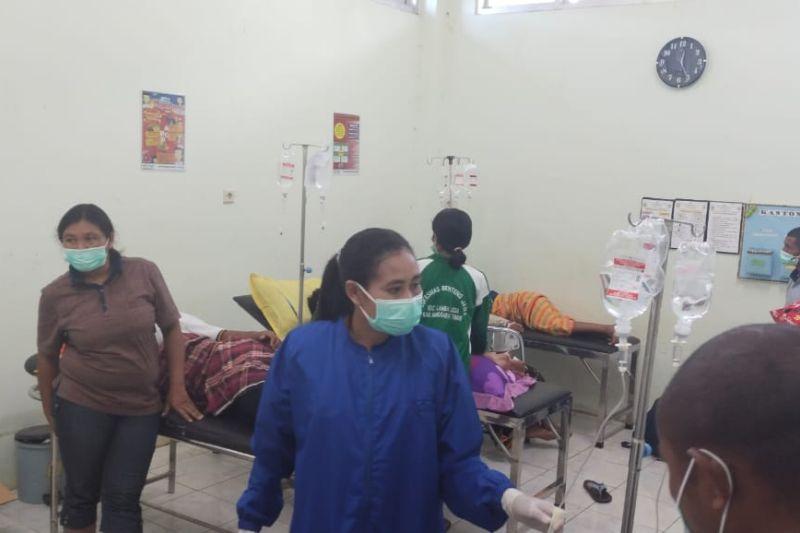 Sampel Makanan Hajatan Diduga Penyebab Puluhan Warga Lamba Leda NTT Keracunan Dicek