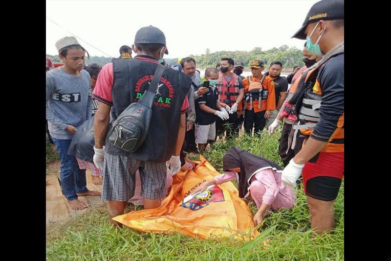 3 Korban Perahu Tenggelam di Sungai Barito Ditemukan Tewas