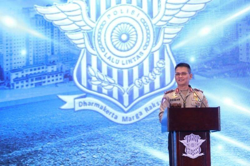 Korlantas Kembangkan Pemasangan Cip dan QR di Pelat Nomor Kendaraan Bermotor