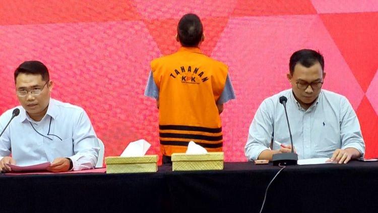 Suryadi Halim Ditahan KPK dalam Kasus Korupsi Proyek Jalan di Bengkalis