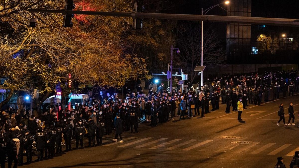 Demonstran Anti-Lockdown Desak Xi Jinping Mundur