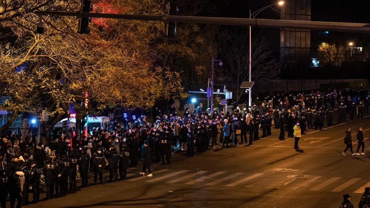 Demonstran Anti-Lockdown Desak Xi Jinping Mundur
