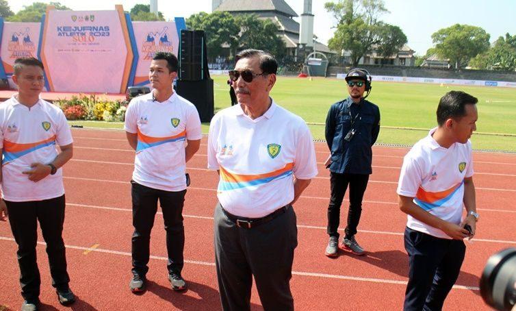 Luhut Janji Bangun Cabor Atletik Lebih Maju