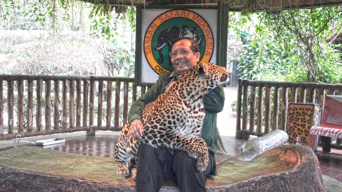 Mahfud Bagi Cara Hadapi Binatang Buas, Sindir Siapa?