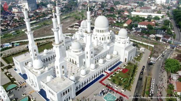 Pembukaan Masjid Sheikh Zayed Jadi Angin Segar bagi Investor