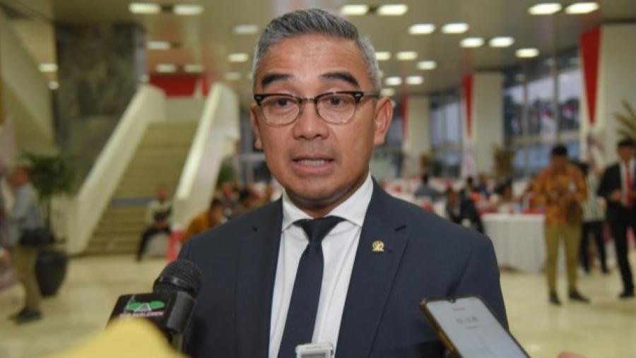Farhan Kirim Pesan WA ke Anies Baswedan, Tapi Lama Gak Dibalas
