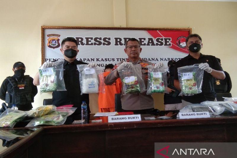 Polisi Tangkap 2 Mahasiswa Terduga Pengedar Narkoba di Kendari, 5,2 Kg Sabu Senilai 7,5 M Diamankan